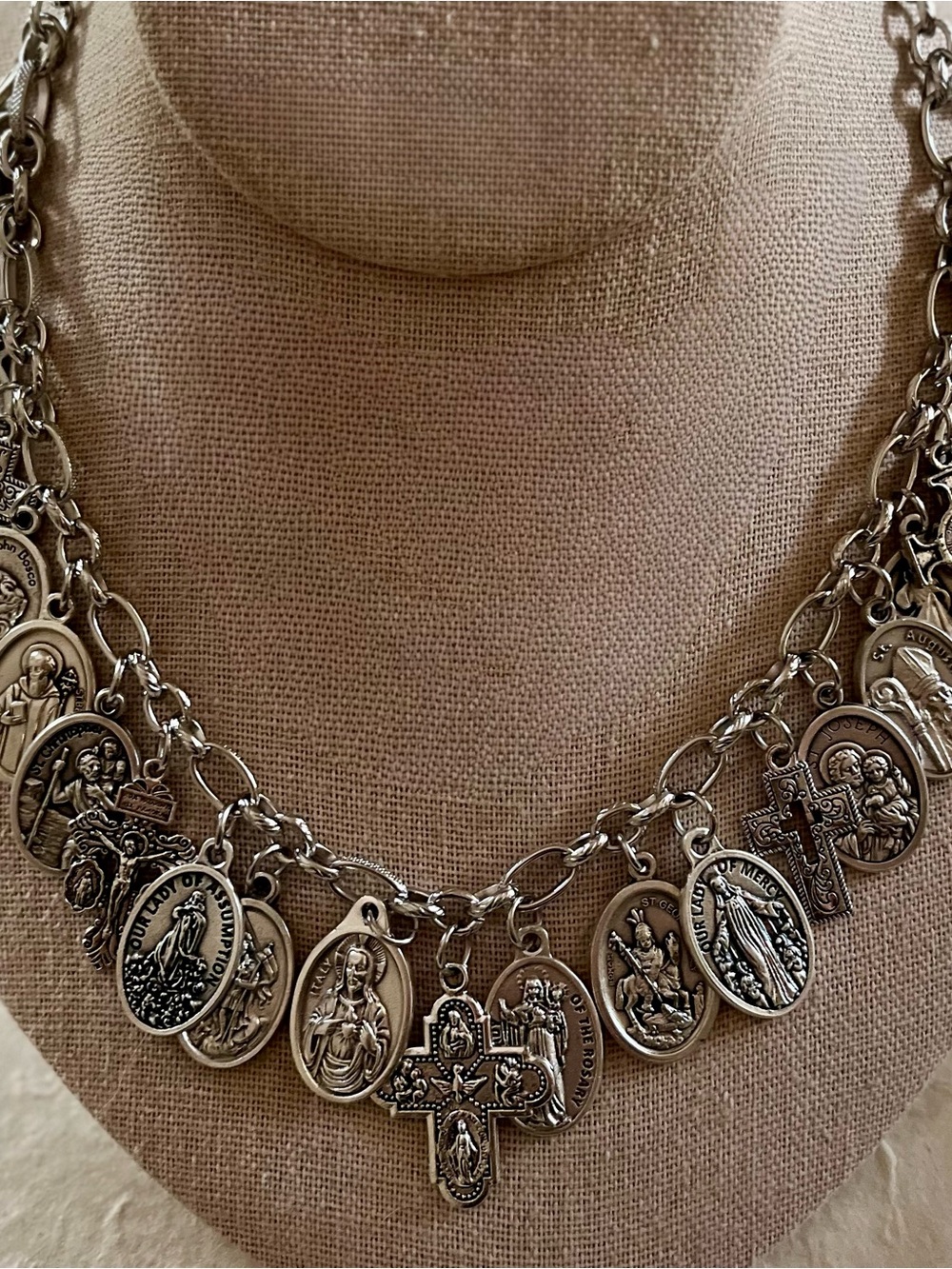 Catholic Charm Necklace Saints, Crosses - Picture 2 of 16